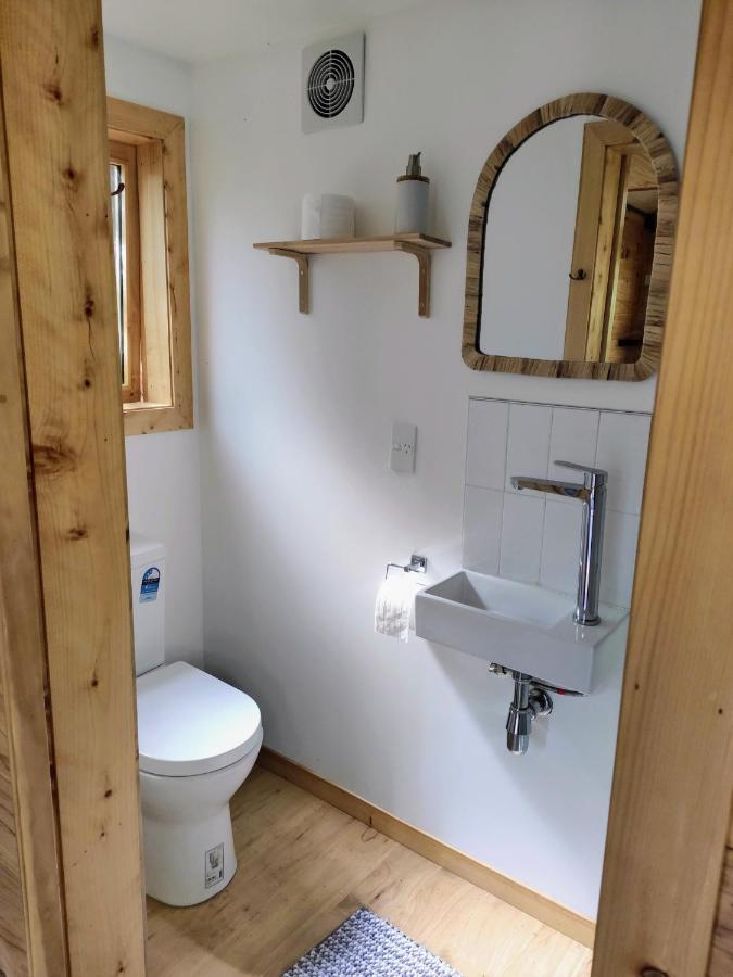 Maitai Whare Iti - Adventure Cabins & House Nelson Bagian luar foto