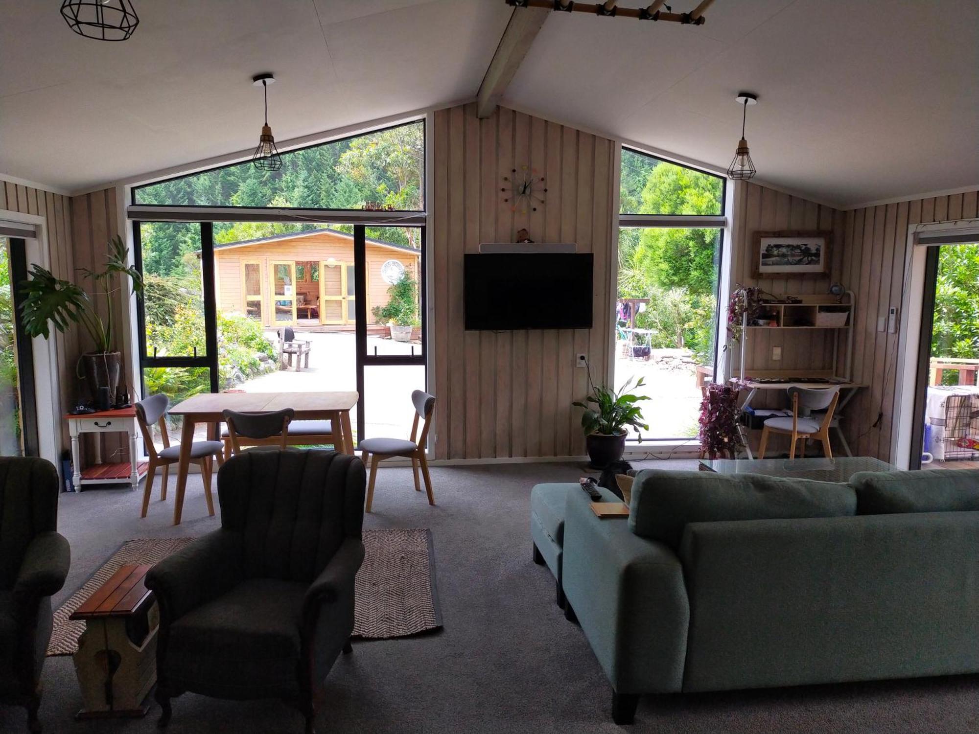 Maitai Whare Iti - Adventure Cabins & House Nelson Bagian luar foto