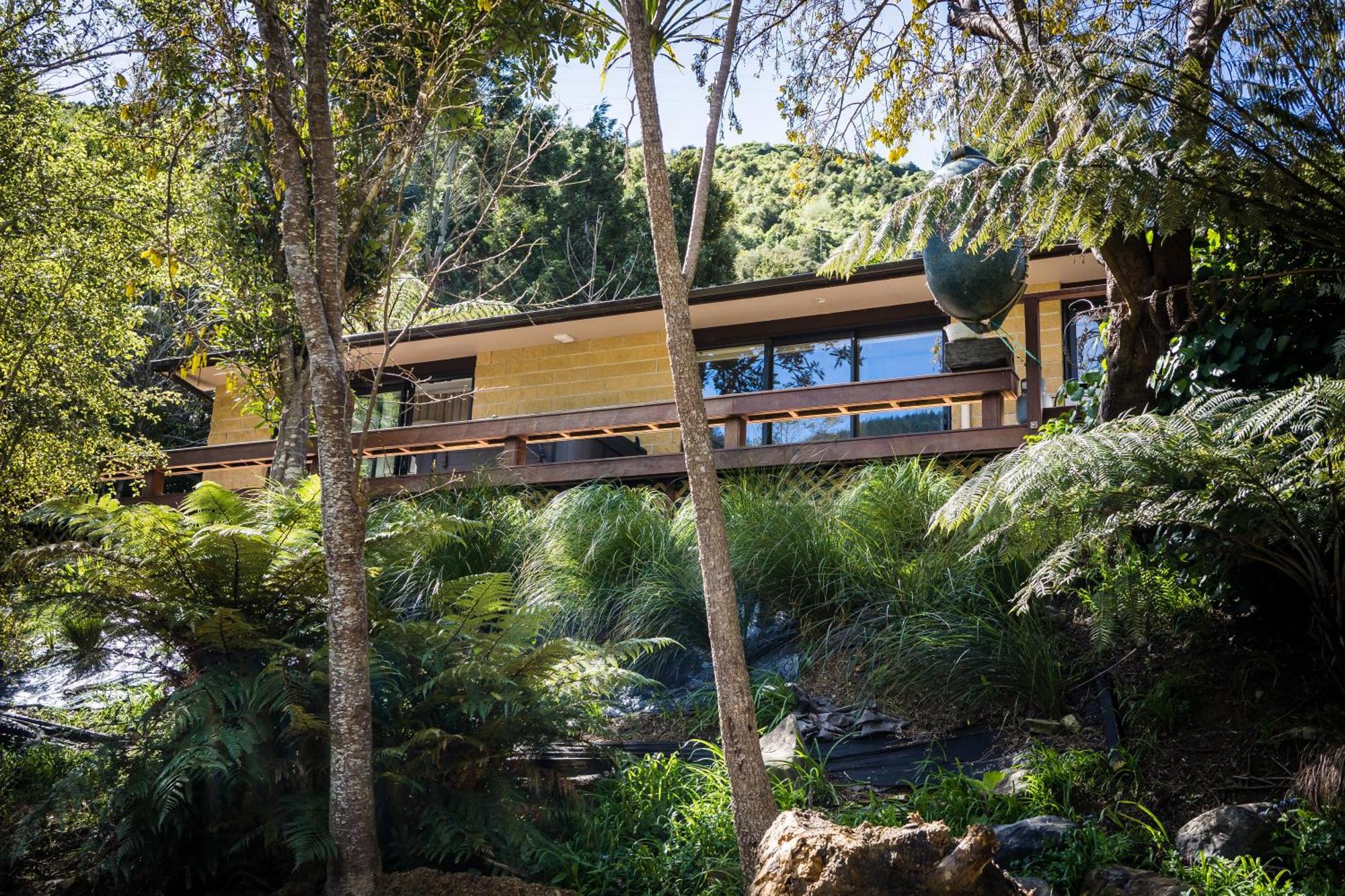 Maitai Whare Iti - Adventure Cabins & House Nelson Bagian luar foto